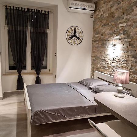 Apartment Amfiteatar プーラ エクステリア 写真